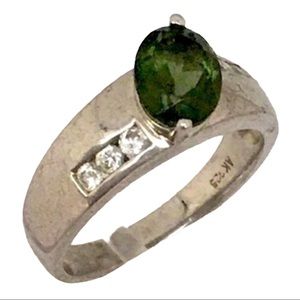 Vintage green tourmaline sterling silver ring sz 7